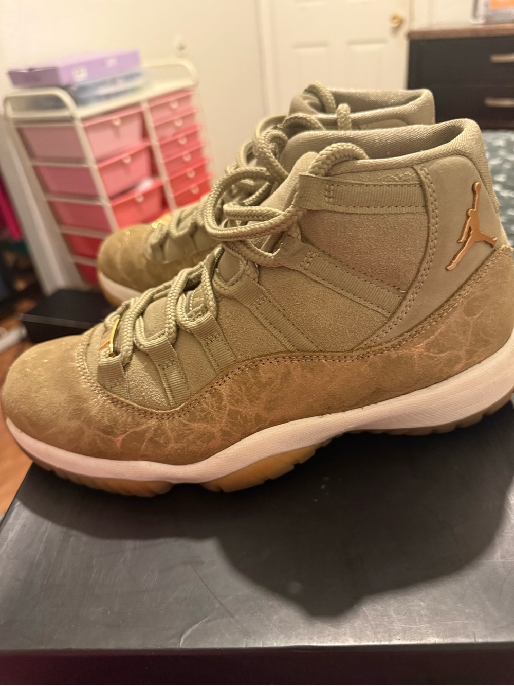 Jordan 11 - Picture 5 of 6